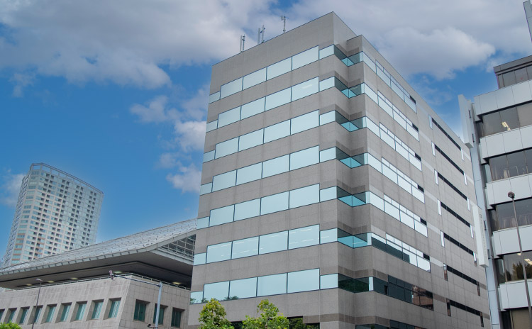 本社外観